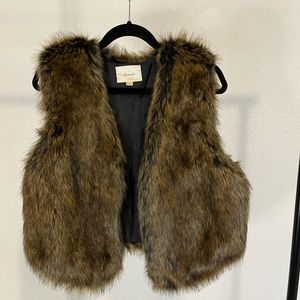 Elevenses faux fur vest - Size M - Brown